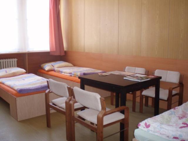 Říčany Hostel Monty المظهر الخارجي الصورة