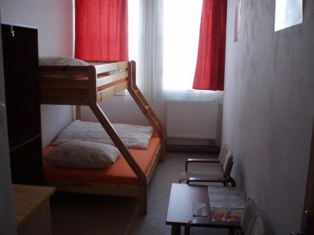 Říčany Hostel Monty المظهر الخارجي الصورة